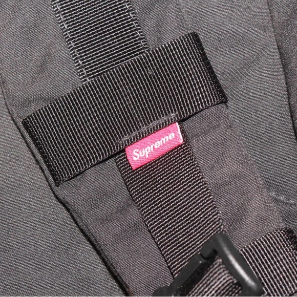 Supreme Field Backpack - Picture 4 of 7